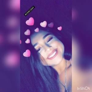 Meet your Posher, Adriana